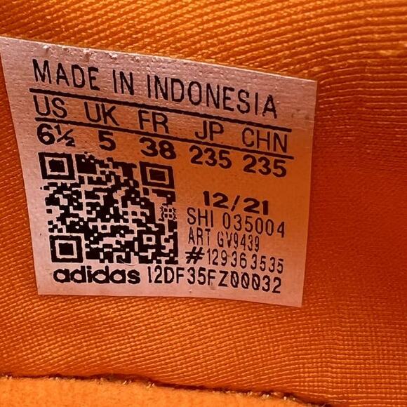 NEW Adidas NMD R1 Women's Shoes Size 6.5 Bright Orange Sneakers Athletic GV9439 - Picture 10 of 10